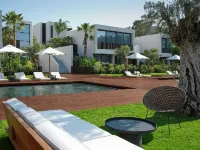 Caja by Maxx Royal - Luxury