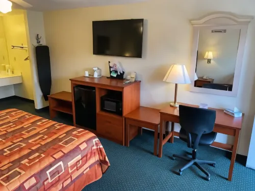 Country Hearth Inn-Union City - 2-Star