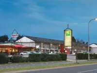 ibis Styles Tamworth - parking