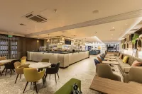 Holiday Inn BRISTOL - FILTON by IHG - parcheggio