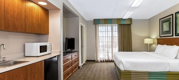 Ramada by Wyndham Westminster Denver Отели в г. Вестминстер