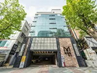 Suwon Marilyn Hotels near Maetan Park