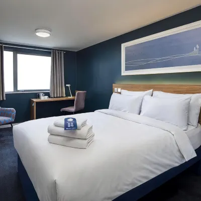 Travelodge Edinburgh Central Queen Street Отели рядом с достопримечательностью «Концертный зал Usher Hall»