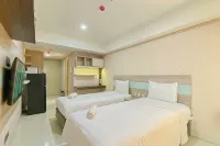 Good Homey Studio Apartment at Warhol (W/R) Residences By Travelio - Holiday Apartments