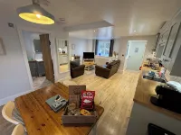 Barafundle Cottage, Wynd Hill Hideaway - Walk to Coast Path, Beach and Pub! - Tiny houses