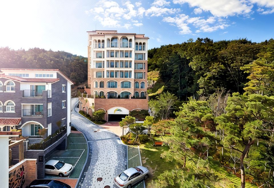 hotel overview picture