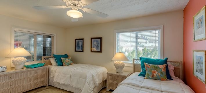 End Unit Oceanfront Condo 2 Min to Beach 1.5 if You Run That View Though!!! Hoteles en Duck