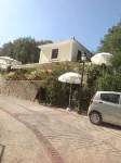 Short walk to the beach ,Four bedrooms four   bathrooms sleeps 8 - 3-Star