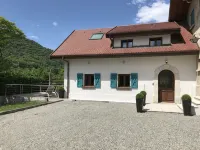 Villa 200 m from Lake Annecy with terrace and parking - Wifi