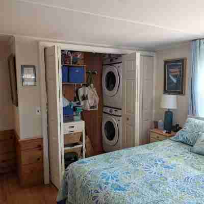 New updates. Walk to Beach Cottage 10 min. South Village Beach Rooms