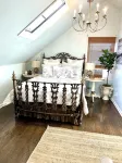 Summer Special June 20-27, July 6-11, July 25-Aug 1. Sleeps 12 and Pet Friendly - 3-Star