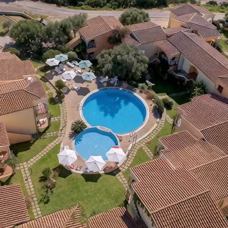 Appartamenti Badus Con Piscina