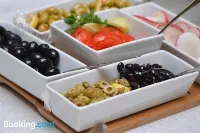 Duset Hotel Suites - พร้อมอาหารเช้า