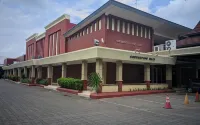 Zamrud Hotel & Convention - 3-Star