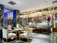 Hotel WAH FU Hoteles cerca de Distrito 8