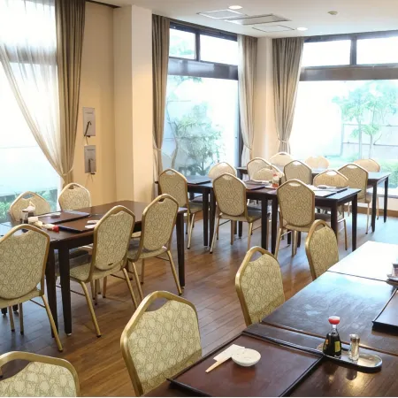 Business Hotel Endless Отели в г. Моока