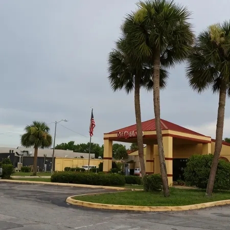 Budget Lodge Mount Dora Отели в г. Маунт Дора