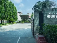 Hotel Mountview Hotels near Capitol Complex