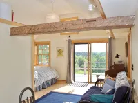 Cottage with a Vista Hotele w: Surry