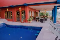 Nice vacation place to relax under the hot sun of zihuatanejo のホテル