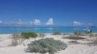 "SERENITY BY THE SEA" Treasure Cay, Abaco, Bahamas 2 bedrms/2 bathrms/ sleeps 6 - Pools