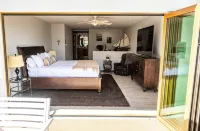 Hamilton Cove 2-bedroom condo with golf car & A/C in pleasant Catalina Island - balcony