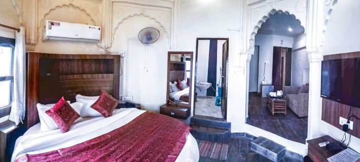 Dwivedi Hotels Palace on Steps Hotels in Varanasi