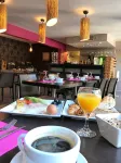 Patio de Violette - breakfast