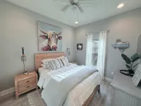 Charming Coastal Cottage with Community Pool - 4-Star