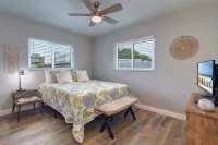 2 Bedroom Bungalow With Hot Tub Near Indian Rocks Beach - 4-Sterne
