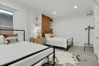 6 Bedrooms - Stunning Remodel, Heart of Downtown Denver - บังกะโล