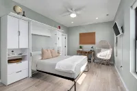 Private Heated Pool, Fishing Pond, Zip Line. Private 10 Acre Getaway! - Boutique