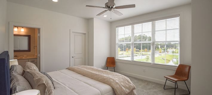 New  3BR/3.5BA condo 1.2 miles from MSU and 1.9 miles from the Cotton District! Ξενοδοχεία στην πόλη Oktibbeha County