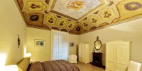 Historic house with garden in front of the Grotta Giusti Thermal pool near Lucca - 公寓
