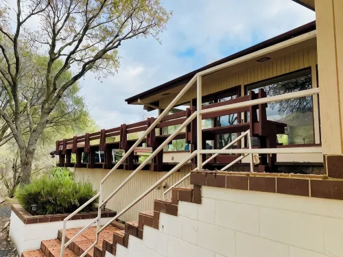 Spa, 5 minutes from Sequoia National Park. Spacious, convenient and private. - 4-Star