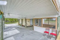 Secluded Beach home with amazing views. - 4-Star