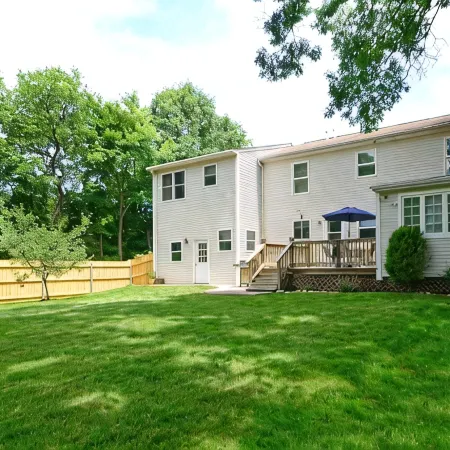 IN-GROUND POOL, Close to Beach/Vineyards, Wickford, Newport & Narragansett