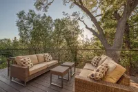 Lake Front Modern Luxury - 4-Star