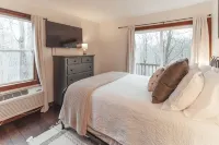 Hocking Hollows, cabin on 22 acres - Boutique