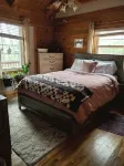 Near West Jefferson, Boone + Blue Ridge Parkway! Mountain get away w/ fireplace. - Wifi