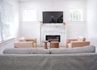 Downtown Gem Near Campus - Homestays