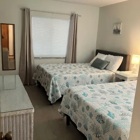 Ocean View, North Facing, Bldg is Beachfront, Near Restaurants, Attractions.