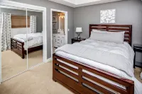 8104 Towers, Beautiful Condo! Quiet! Elevators, Indoor/Outdoor Pools. Free Wifi - 4-Star
