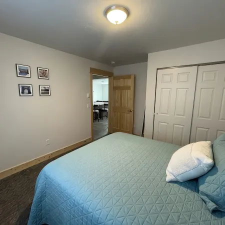 Yellowstone Retreat Rentals UA: two blocks from Yellowstone!