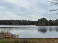 Lakefront 4 Bedroom 2 Bathroom Retreat with Beach and Dock - 비치