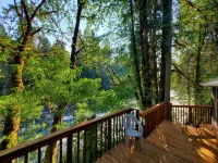 RiverPeace on the McKenzie - Chalets