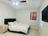 4 BR/2 BA walking distance to AT&T, Ranger Stadium, Texas Live, Six Flags - 3-stjärniga