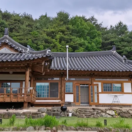 Gurye Sosandang Pension (Hanok)