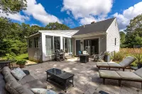 Coastal Cape Cod 3 bedroom close to the beach, bike path & ponds! - Wifi