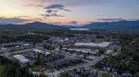 New High-End 2282 sf Condo Slps 10Pvt Hot Tub Walk 2Town Mtn Views 30 Min to Gnp - 民宿